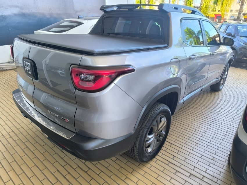 fiat toro 2.0 16v turbo diesel freedom 4wd at9 5p automatico 2020 fiat toro 2.0 16v turbo diesel freedom 4wd at9 5p automatico 2020