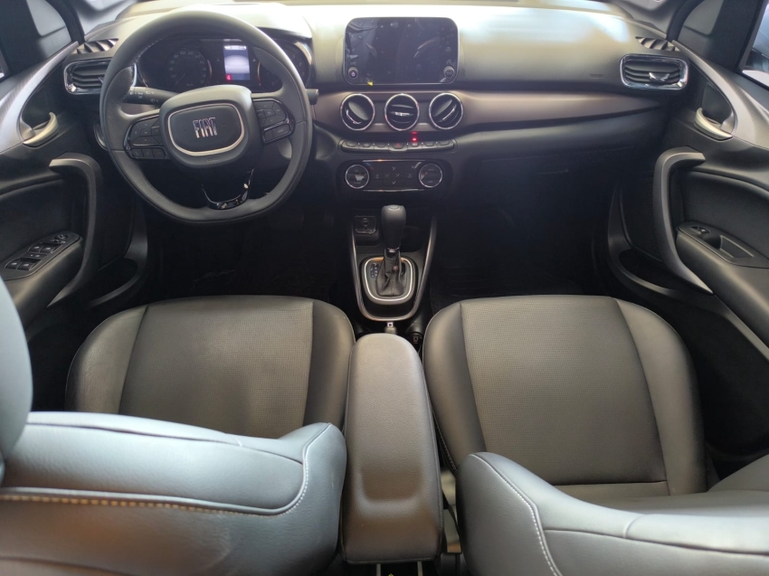 cronos precision 1.3 automatico 5p 2025