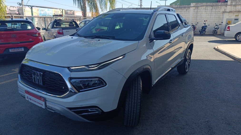 fiat toro 1.3 turbo 270 flex volcano at6 5p automatico 2024 fiat toro 1.3 turbo 270 flex volcano at6 5p automatico 2024