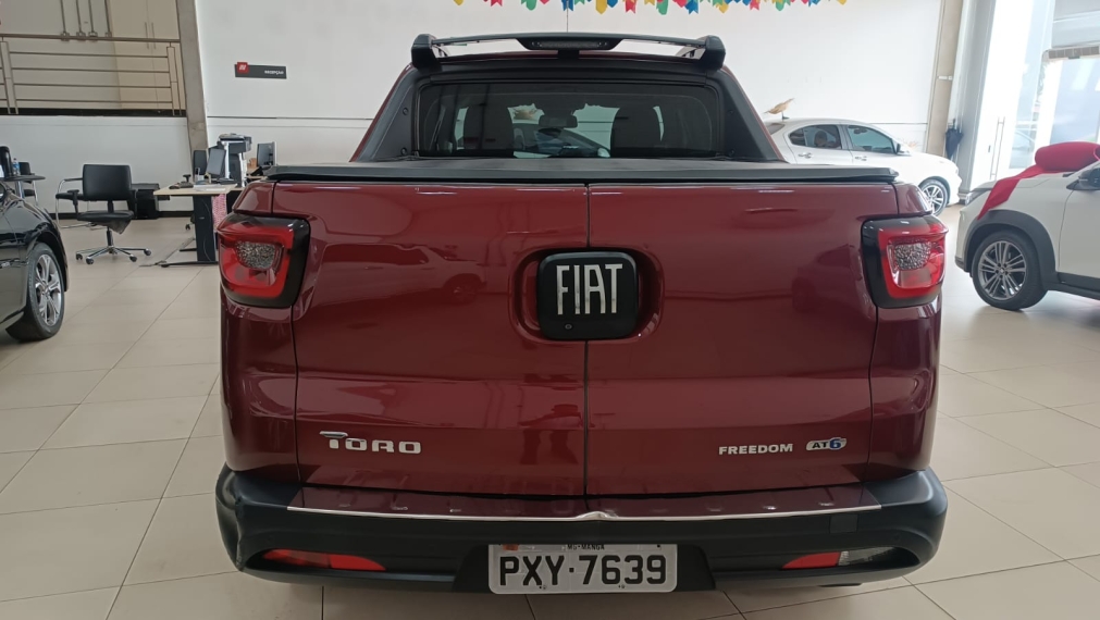 fiat toro 1.8 16v evo flex freedom at6 5p automatico 2017 fiat toro 1.8 16v evo flex freedom at6 5p automatico 2017