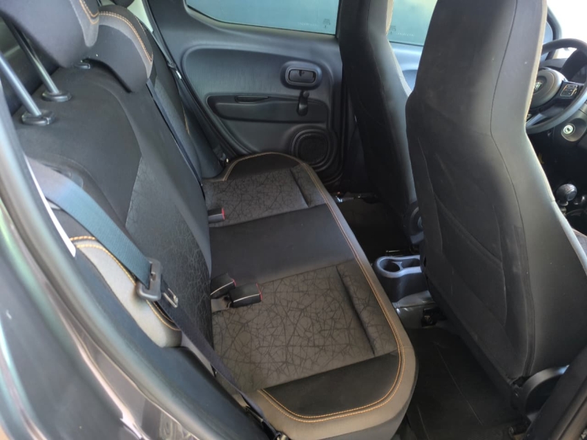 fiat mobi 1.0 evo flex trekking manual 5p 2023 fiat mobi 1.0 evo flex trekking manual 5p 2023