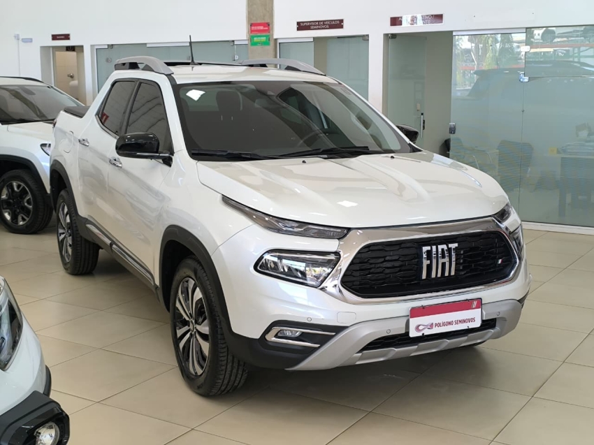 fiat toro 1.3 turbo 270 flex volcano at6 5p automatico 2025