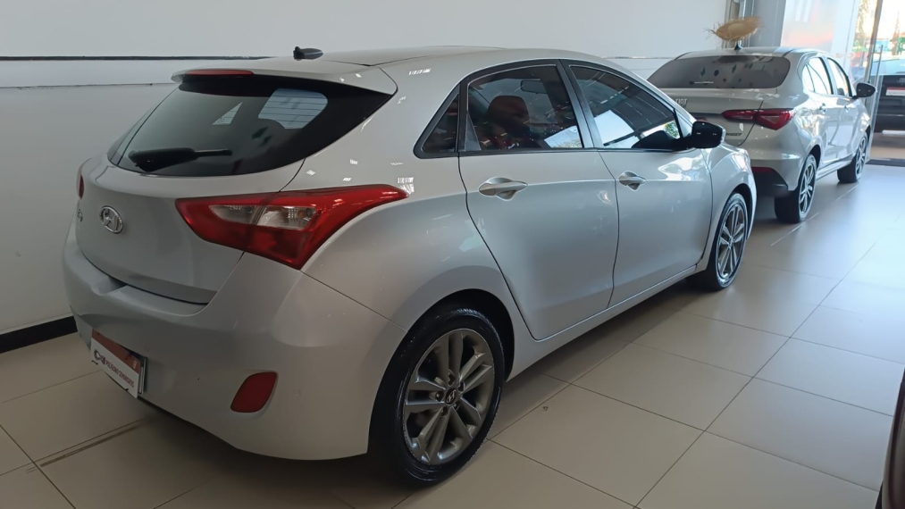 hyundai i30 1.8 mpi 16v gasolina 4p automatico 5p 2016