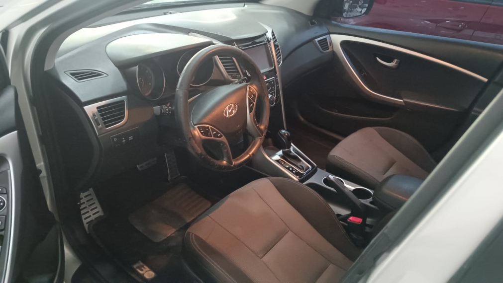 hyundai i30 1.8 mpi 16v gasolina 4p automatico 5p 2016
