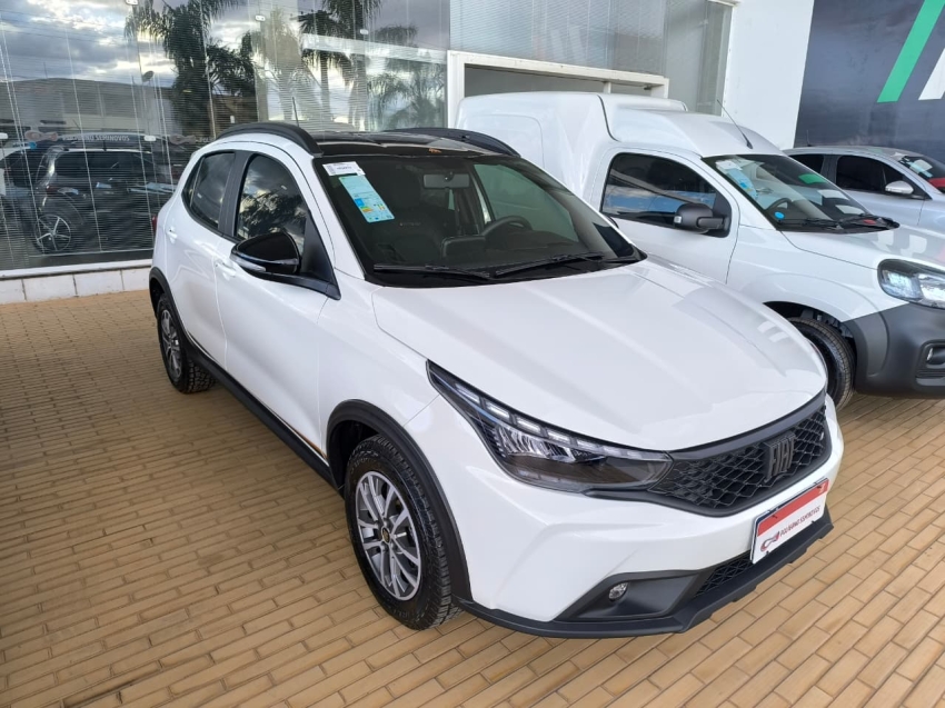 fiat argo 1.3 firefly flex trekking cvt 5p automatico 2026 fiat argo 1.3 firefly flex trekking cvt 5p automatico 2026