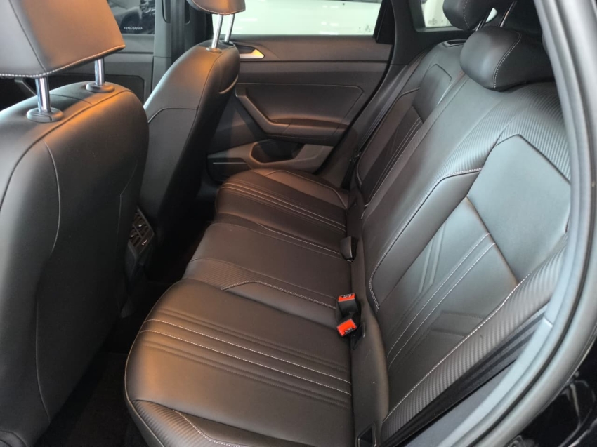 volkswagen nivus 1.0 200 tsi total flex highline automatico 5p 20257