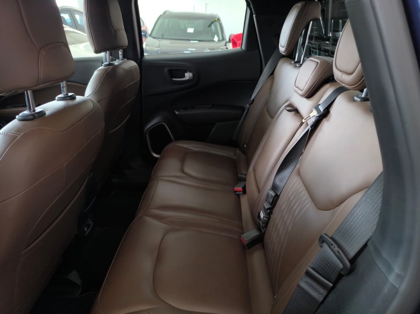 fiat toro 2.0 16v turbo diesel ranch 4wd at9 5p automatico 20256