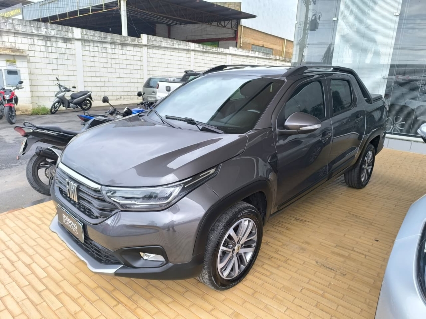 fiat strada 1.3 firefly flex volcano cd cvt 5p automatico 20231