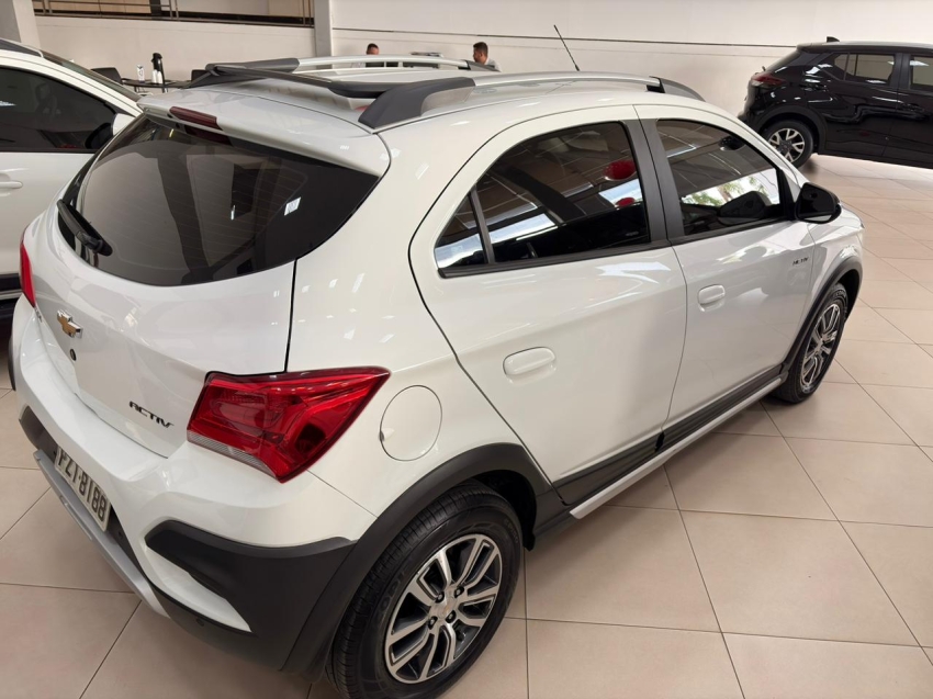 chevrolet onix 1.4 mpfi activ 8v flex 4p manual 5p 20173