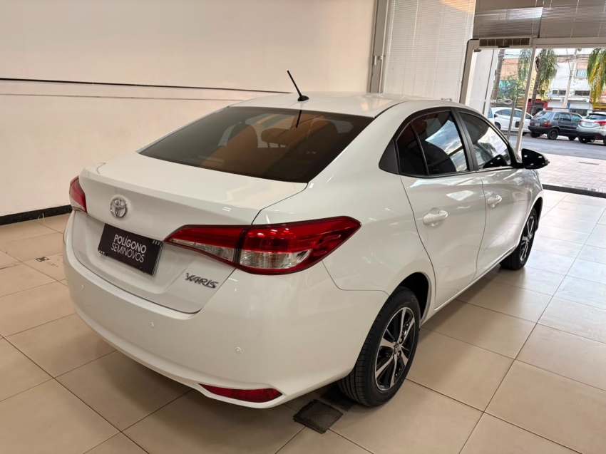 toyota yaris 1.5 16v flex xl multidrive 5p automatico 20244