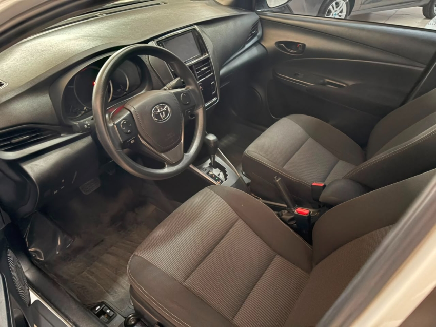 toyota yaris 1.5 16v flex xl multidrive 5p automatico 20246