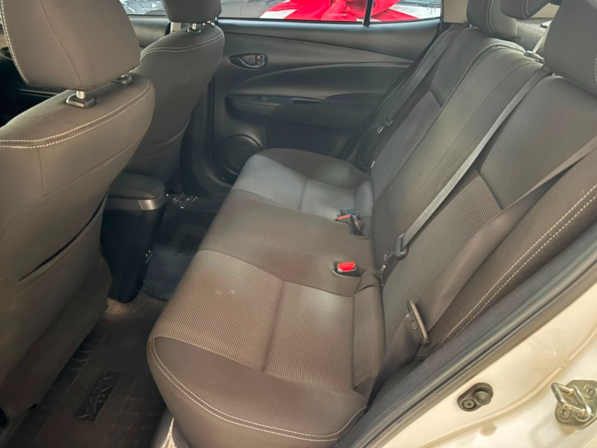 toyota yaris 1.5 16v flex xl multidrive 5p automatico 20247