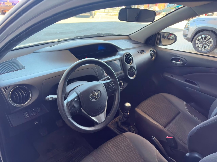 toyota etios 1.5 x plus 16v flex 4p manual 5p 20215