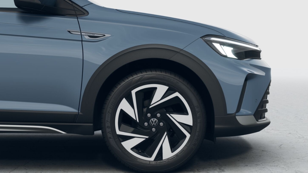 volkswagen nivus 1.0 200 tsi total flex highline automatico 4p 2025