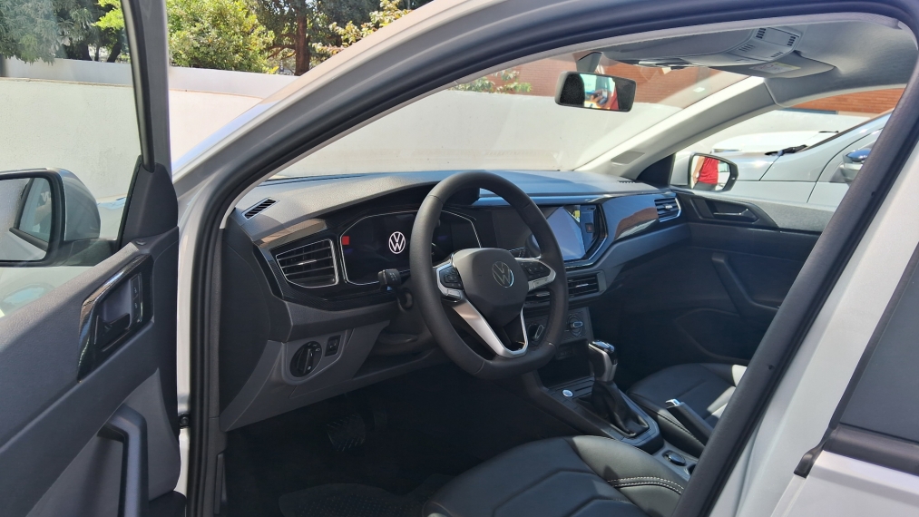 volkswagen polo 1.0 170 tsi sense automatico flex 4p 2025