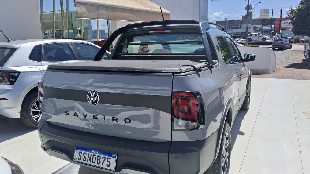 volkswagen saveiro 1.6 msi extreme cd 16v flex 2p manual 4p automatico 2025