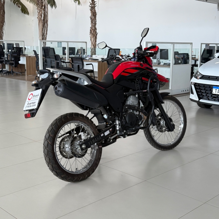 xtz lander 250