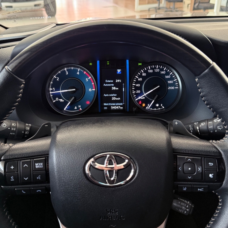 sw4 srx 7 lugares