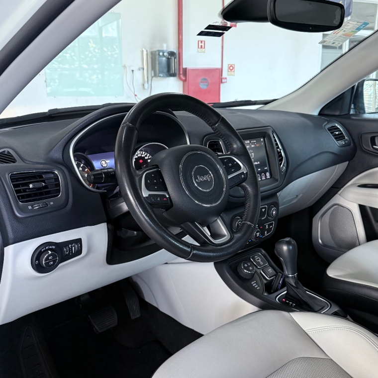 compass longitude 4x4