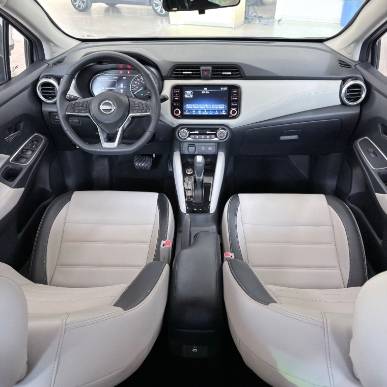 nissan versa 1.6 16v flex exclusive xtronic 4p automatico 2025