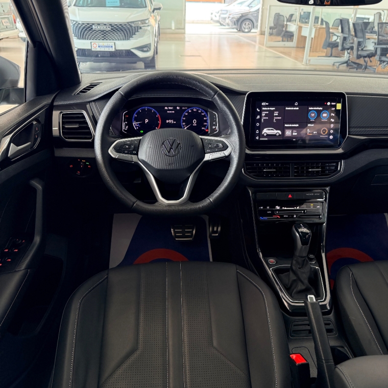 t-cross highline com adas e teto solar9