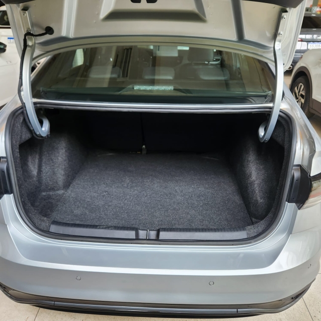 VIRTUS 1.4 250 TSI EXCLUSIVE AUTOMÁTICO13