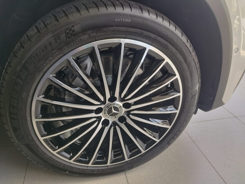 c 300 4formatic amg line