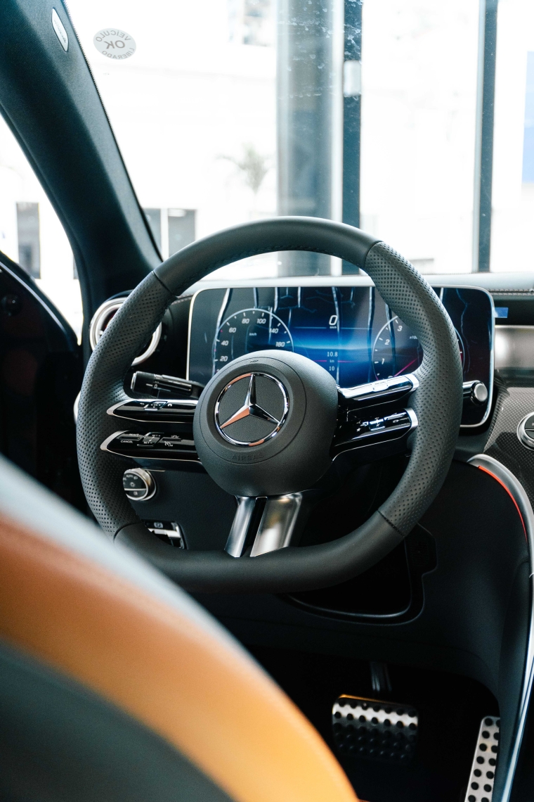 glc 300 coupe amg line