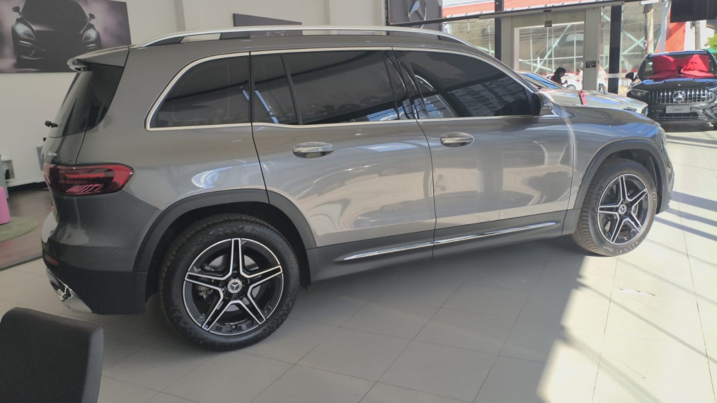 glb 220  amg line 2024/2025 r$ 375.900,00 a vista