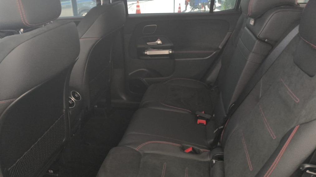 glb 220  amg line 2024/2025 r$ 375.900,00 a vista