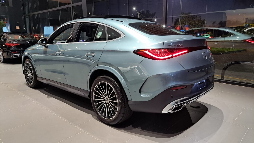 glc300 coupe r$ 549.900,00