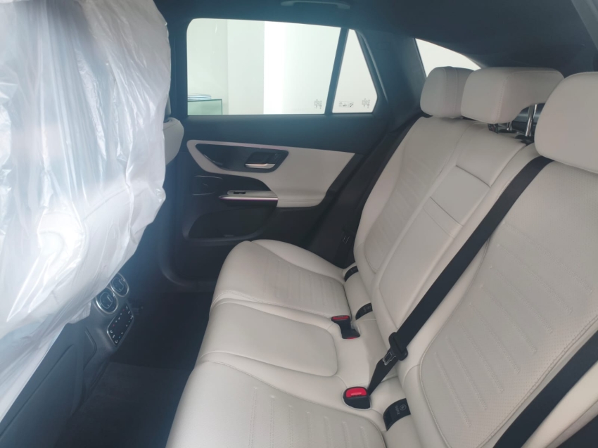 glc 300  amg line 2025/202611