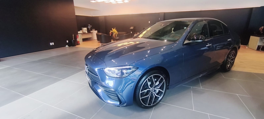 C300 AMG LINE R$ 469.900,002