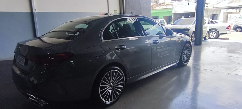 C200 TEST DRIVE R$ 329.900,0013