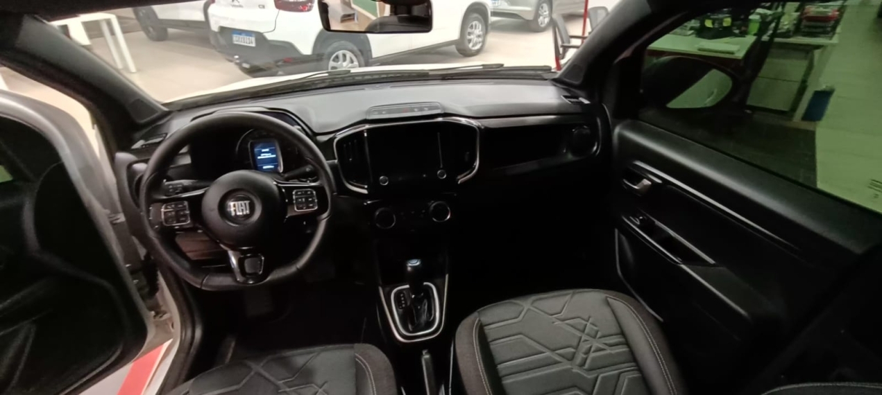 fiat strada 1.3 firefly flex volcano cd cvt 2023 fiat strada 1.3 firefly flex volcano cd cvt 2023