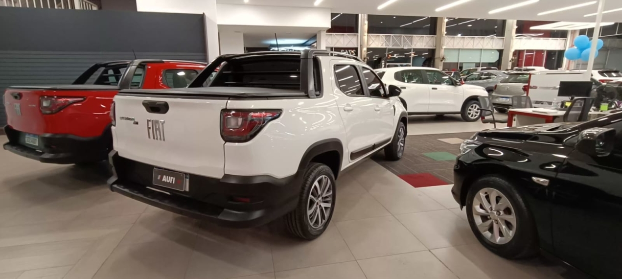 fiat strada 1.3 firefly flex volcano cd cvt 2023 fiat strada 1.3 firefly flex volcano cd cvt 2023