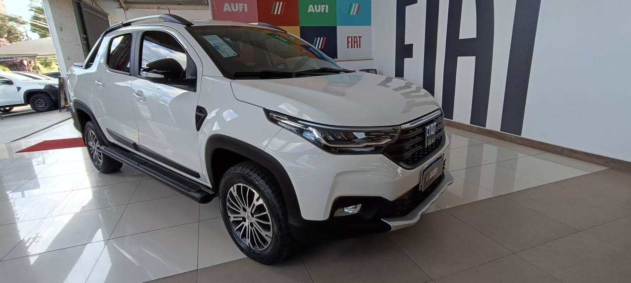fiat strada 1.3 firefly flex ranch cd cvt 2023 fiat strada 1.3 firefly flex ranch cd cvt 2023