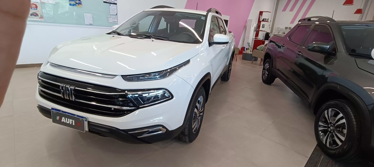 fiat toro 2.0 16v turbo diesel freedom 4wd at9 2023 fiat toro 2.0 16v turbo diesel freedom 4wd at9 2023