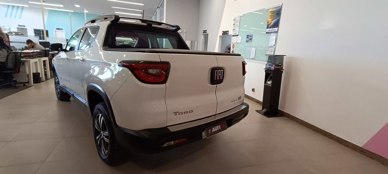 fiat toro 2.0 16v turbo diesel freedom 4wd at9 2023 fiat toro 2.0 16v turbo diesel freedom 4wd at9 2023