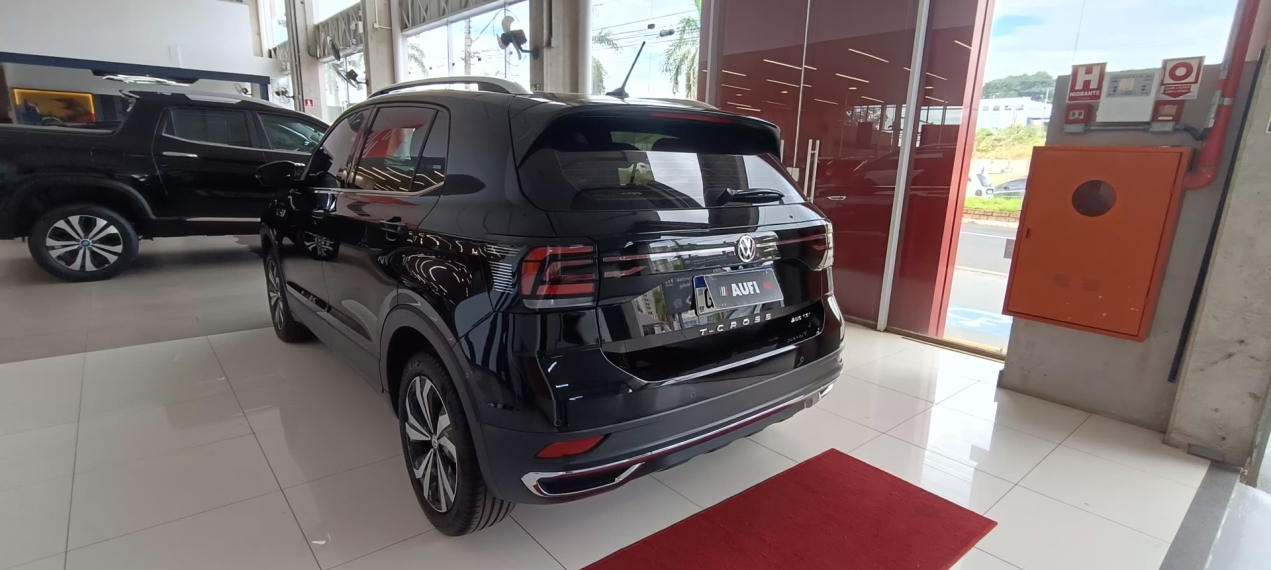 volkswagen t-cross 1.4 250 tsi total flex highline automatico 4p 2021 volkswagen t-cross 1.4 250 tsi total flex highline automatico 4p 2021