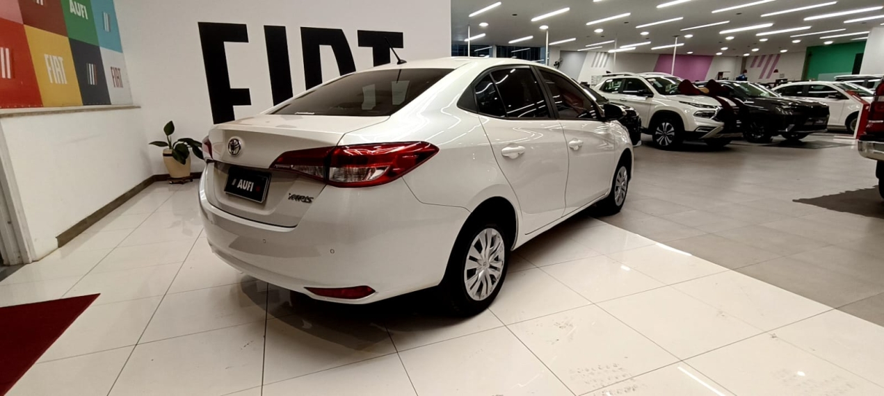 toyota yaris 1.5 16v flex sedan xl multidrive 4p automatico 2020