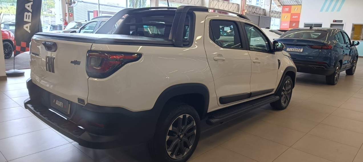 fiat strada 1.0 turbo 200 flex ultra cd cvt 4p automatico 20245