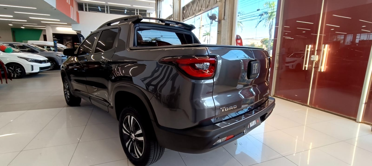 fiat toro 1.3 turbo 270 flex freedom at6 4p automatico 20234