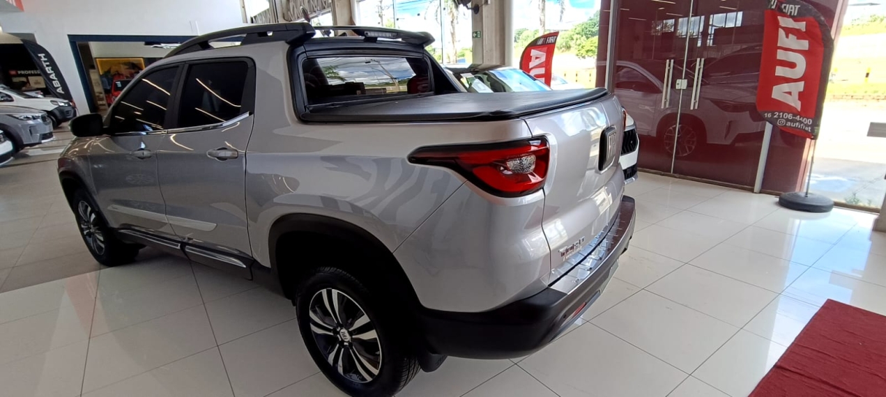 fiat toro 1.3 turbo 270 flex freedom at6 4p automatico 20223