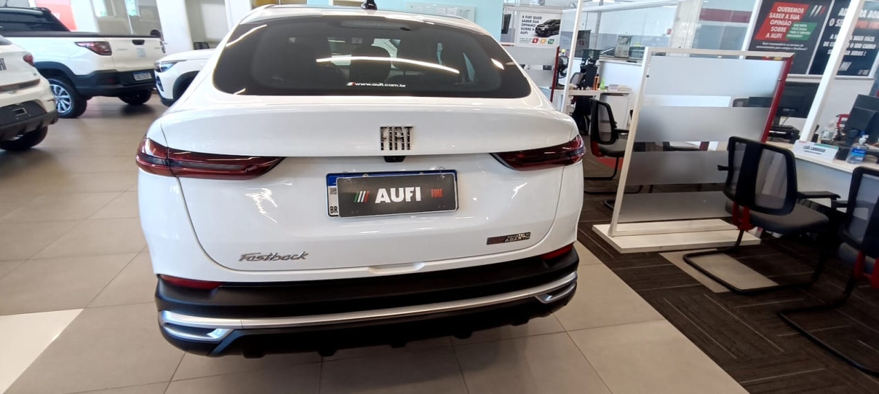 fiat fastback 1.3 turbo 270 flex limited edition at6 4p automatico 20243