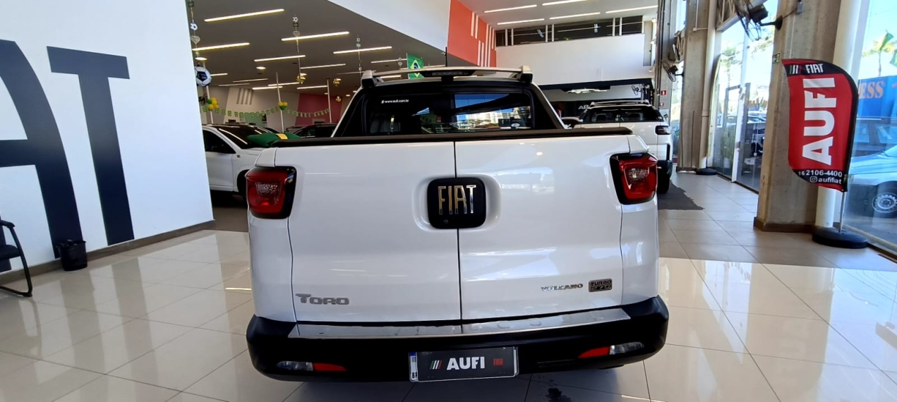 fiat toro 1.3 turbo 270 flex volcano at6 4p automatico 20233