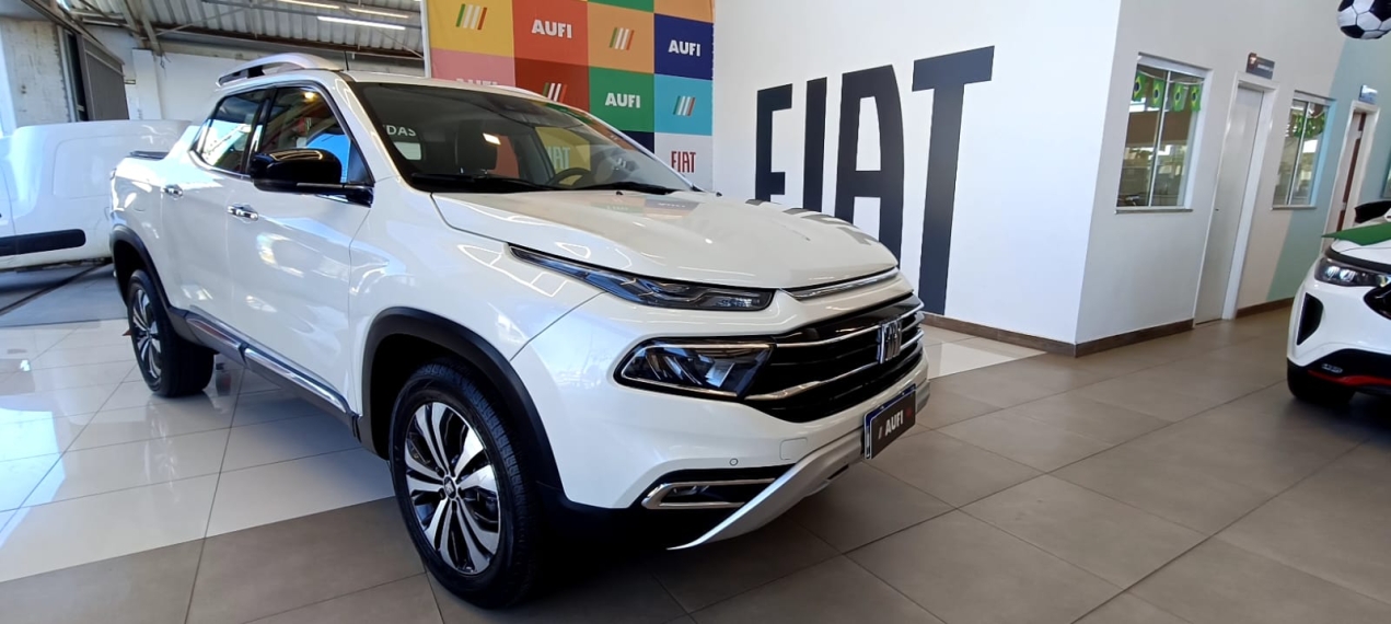 fiat toro 1.3 turbo 270 flex volcano at6 4p automatico 20232
