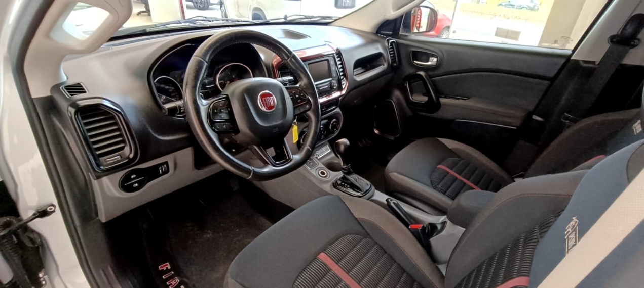 fiat toro 1.8 16v evo flex freedom at6 4p automatico 20177