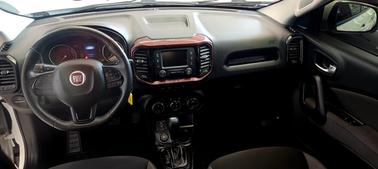 fiat toro 1.8 16v evo flex freedom at6 4p automatico 20196
