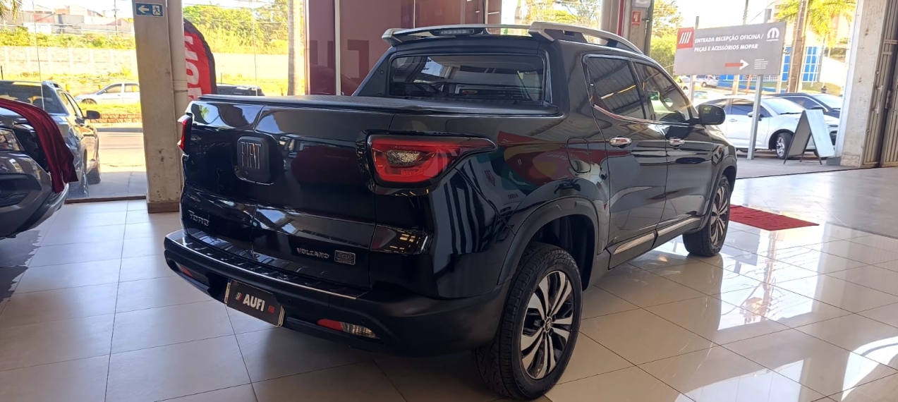 fiat toro 2.0 16v turbo diesel volcano 4wd at9 4p automatico 20244